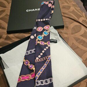 CHANEL Silk Pearl CC Chain Slim Bandeau Scarf Navy Blue